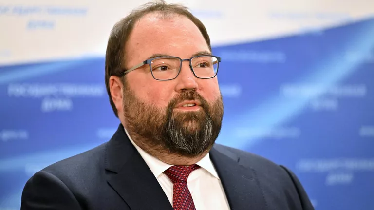 Научные волонтёры проекта «Удобный город» создали цифровую резиденцию в национальной цифровой платформе Мах, и уже запустили своего ИИ-ассистента «КемБуду, Настя?»