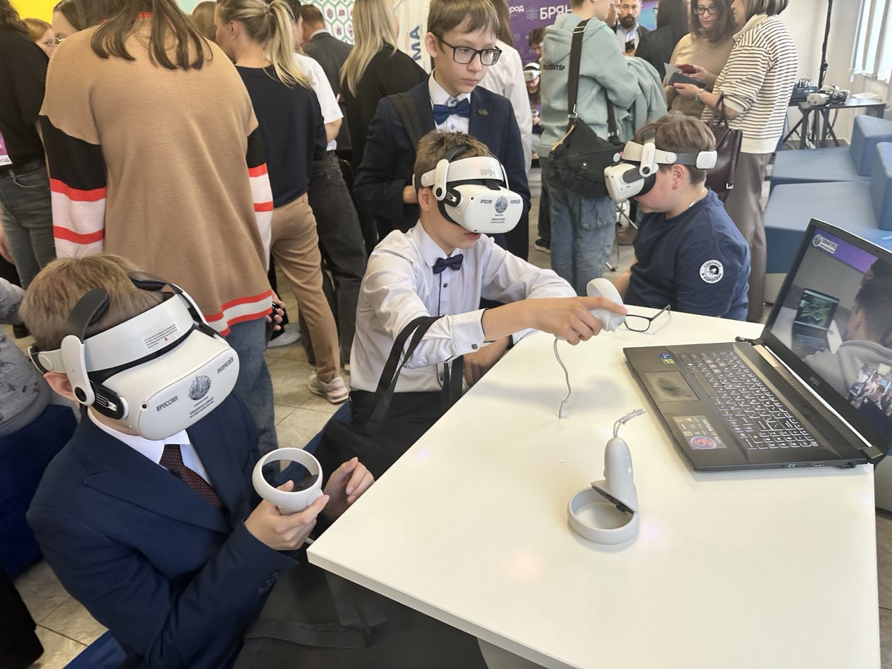 Открытие патриотической VR-выставки Точки Памяти: результат важной работы  научных волонтёров для сохранения истории ВОВ